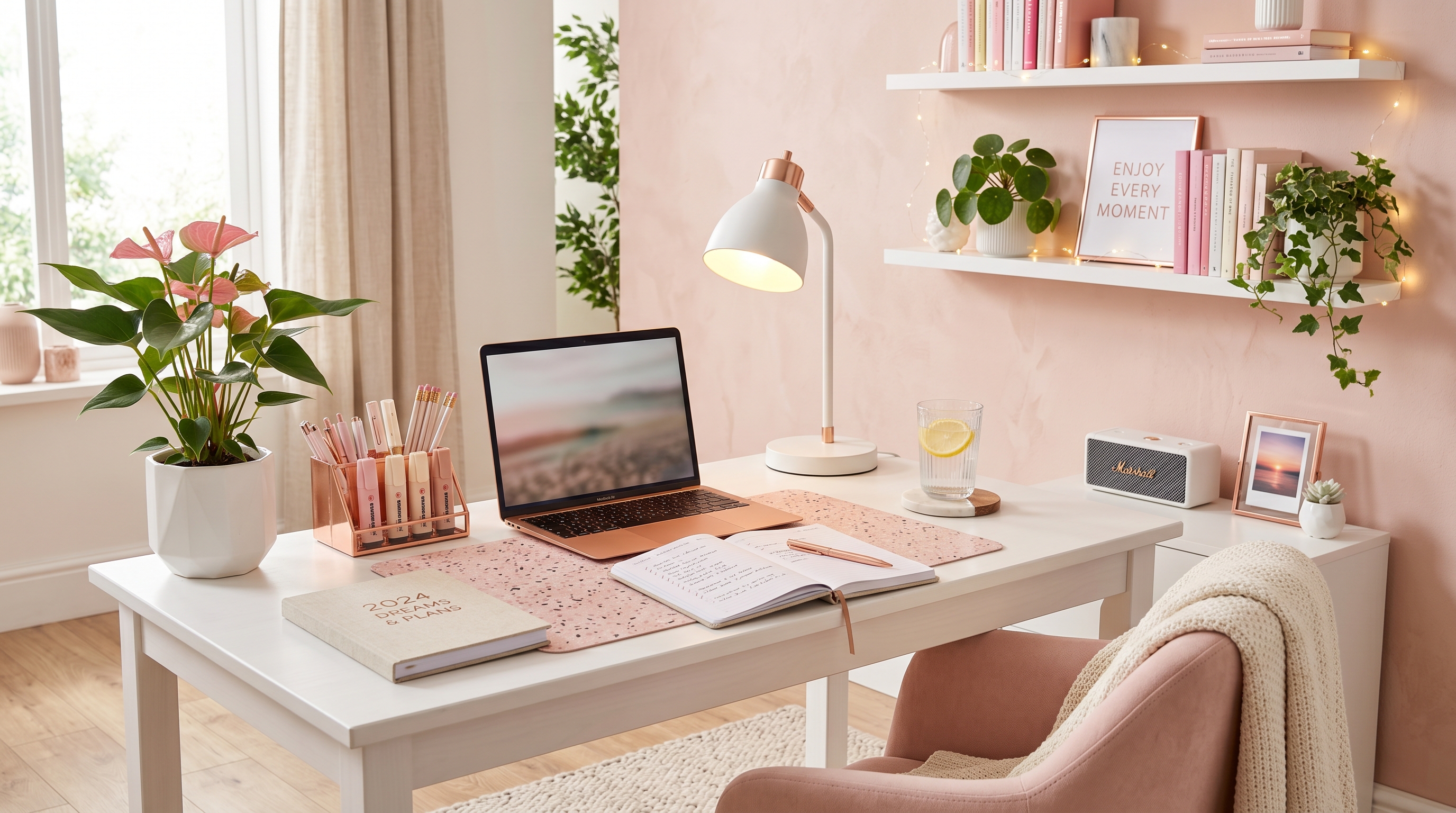 The Ultimate Study Aesthetic Desk Setup Guide for Students in 2025